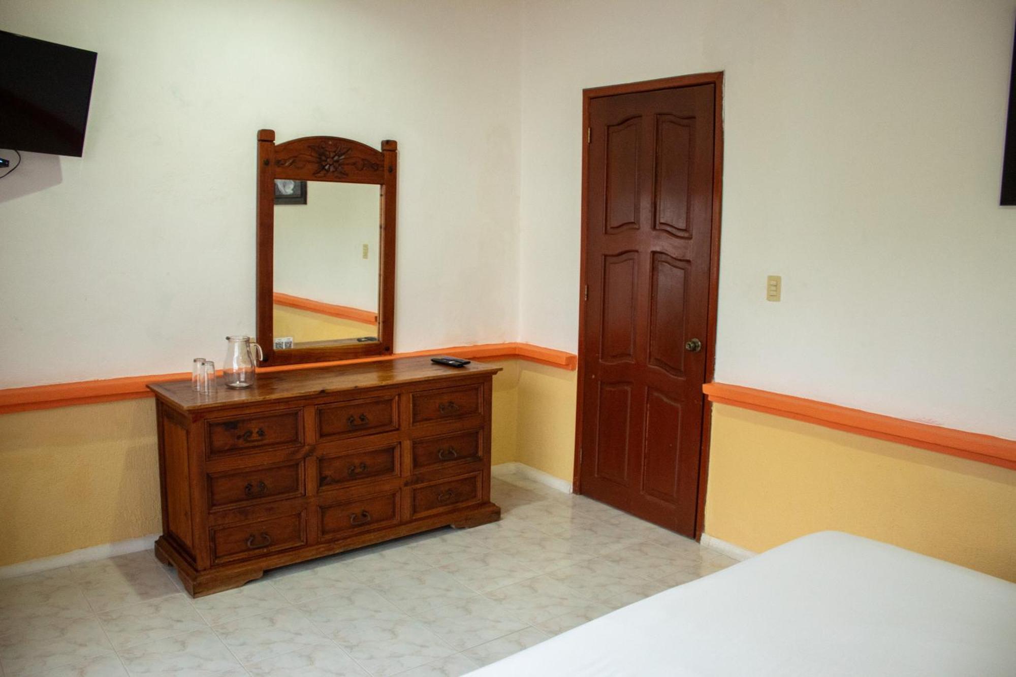 Hotel Vista Caribe 5Ta Av A 5 Pasos De La Playa 普拉亚卡门 外观 照片