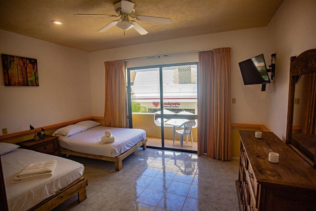 Hotel Vista Caribe 5Ta Av A 5 Pasos De La Playa 普拉亚卡门 外观 照片